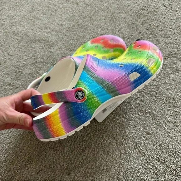 Crocs Classic Spray Dye Clog 208054-94S Size M11 NWT - Picture 5 of 7